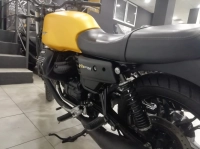 MOTO GUZZI V7 III STONE 2021