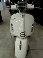 VESPA GTS 300 SUPER 2021!!!!!!!