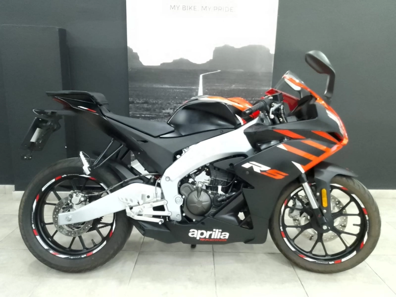 Moto 125 APRILIA