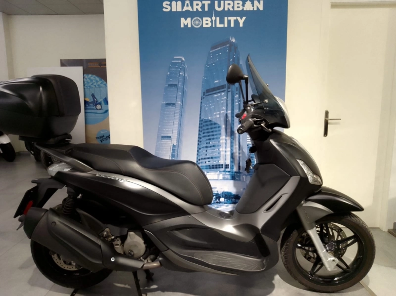 Moto 330 PIAGGIO