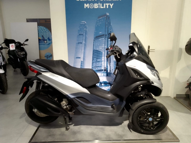 Moto 300 PIAGGIO