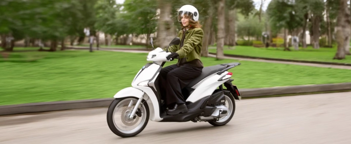 PIAGGIO LIBERTY TUYO CON 350€ DE VENTAJAS* Y FINANCIACIÓN A TU MEDIDA**
