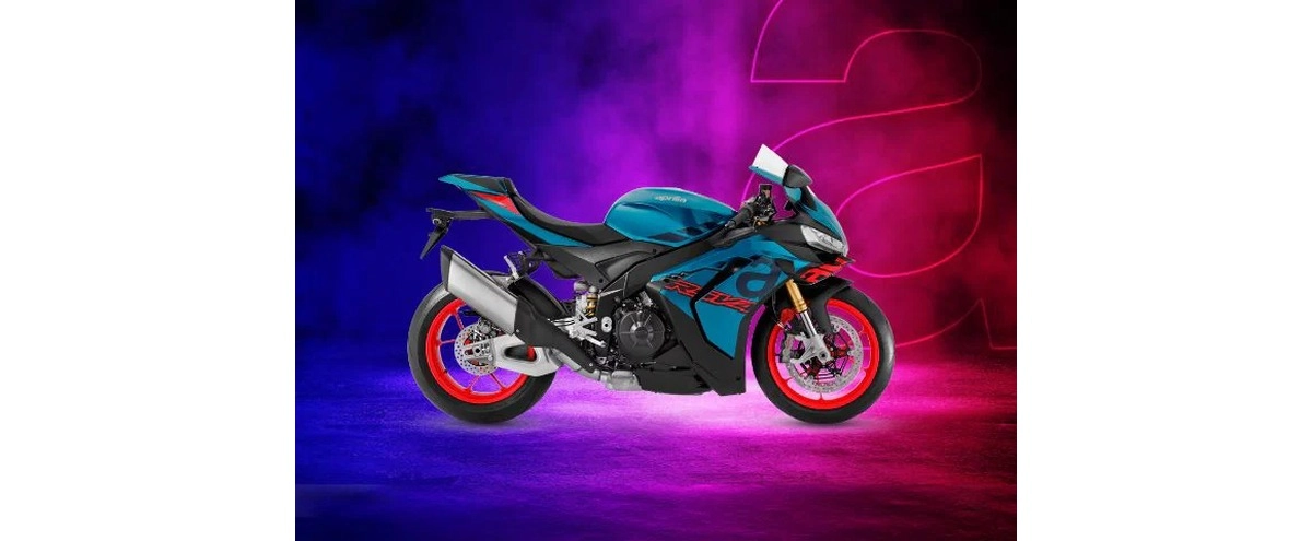 RSV4 con 1.250€ de descuento en Accesorios