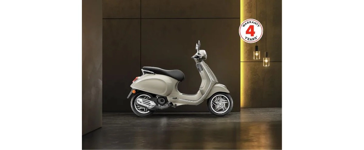 Vespa ahora al 0 % TAE*. Súbete al icono.