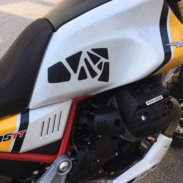 PROTECCION DEPOSITO 'GUZZI' V85TT