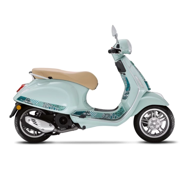 VESPA PRIMAVERA 125 BATIK E5+